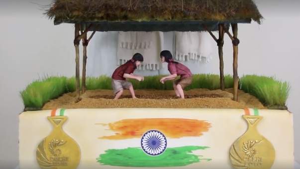 World's most expensive cake worth AED146,921 prepared in Dubai for Indian Independence Day. 