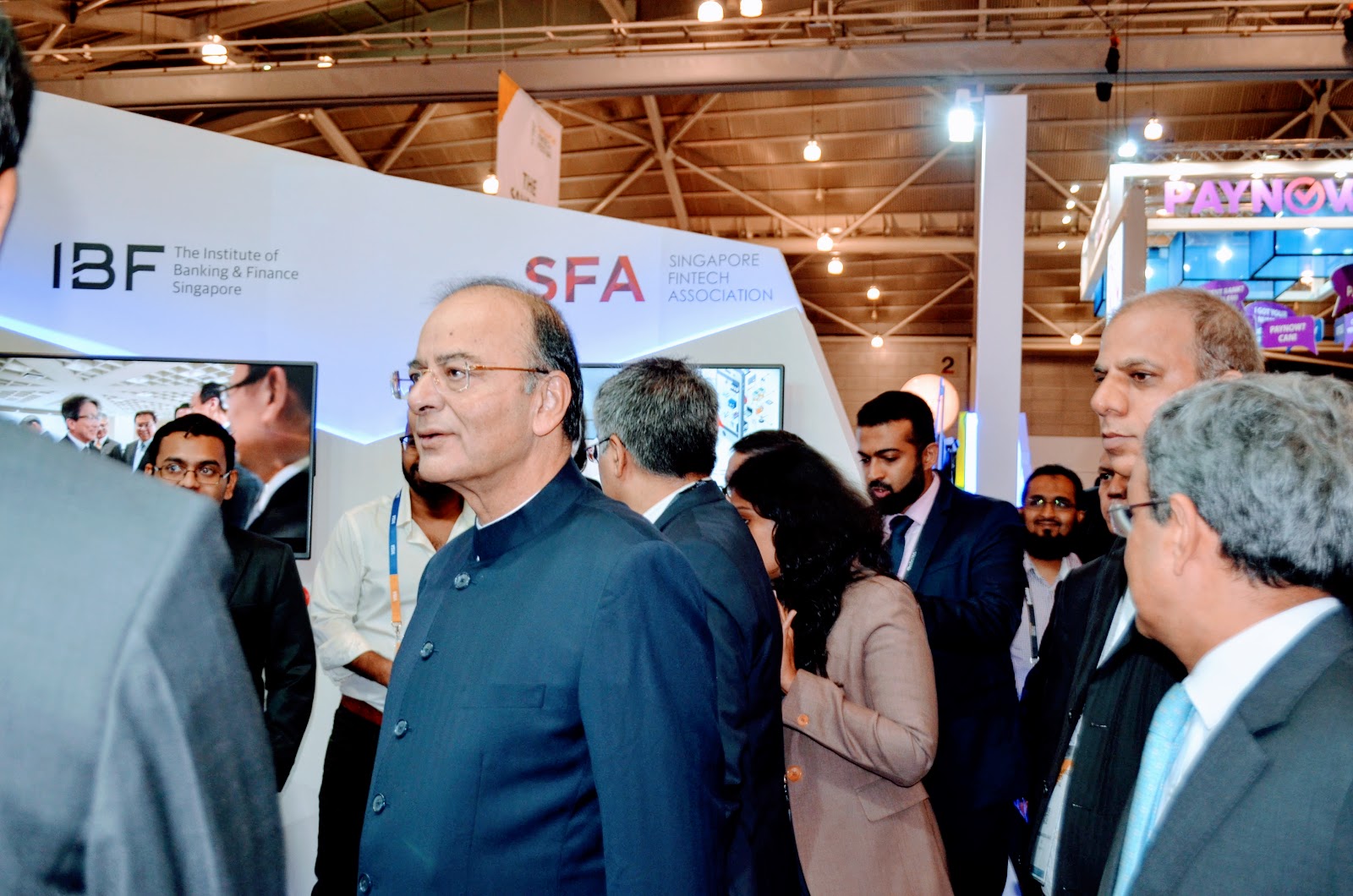 Indian Finance Minister Arun Jaitley takes a round of the Singapore FinTech Festival. Photo: Connected to India