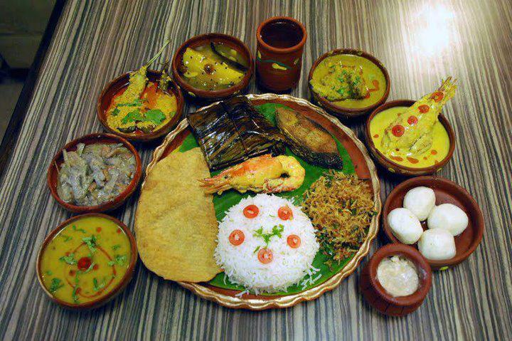 Fish, vegetables, potol bhaja, torkari, doi maach, kebabs, rice, lentils, chor chori, sandesh etc. form the basic ingredients of Bengali thali