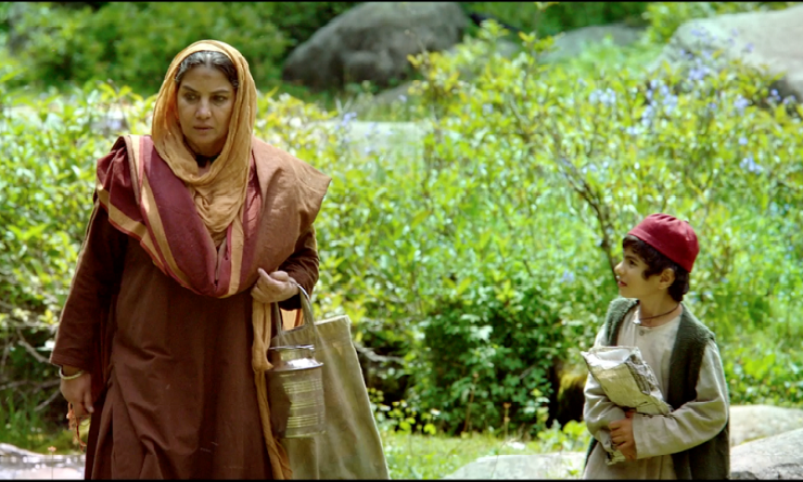 Indian film '5 Rupya' revolves around the story of an eight-year-old orphan boy and his grandmother. Photo courtesy: DIFF