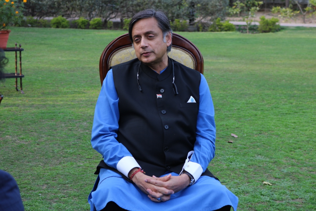 Cong leader Shashi Tharoor to stay off Twitter 'for a while'