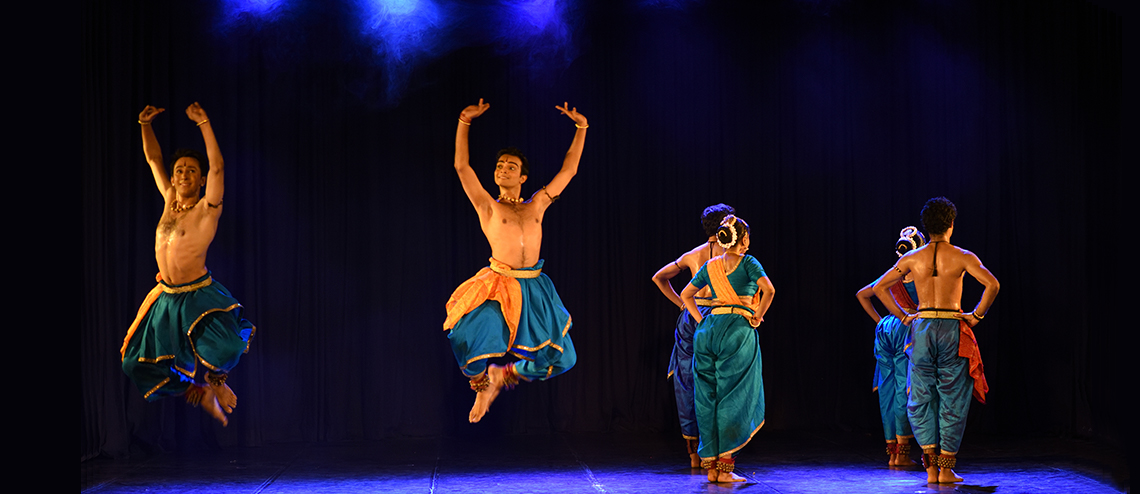 The performance Nadi (River) by Leela Samson and her troupe explores the love and longing, the physical changes and the deep philosophy that the river inspired through the centuries-old voices of India’s poets. Photo courtesy: Esplanade Theatres on the Bay 