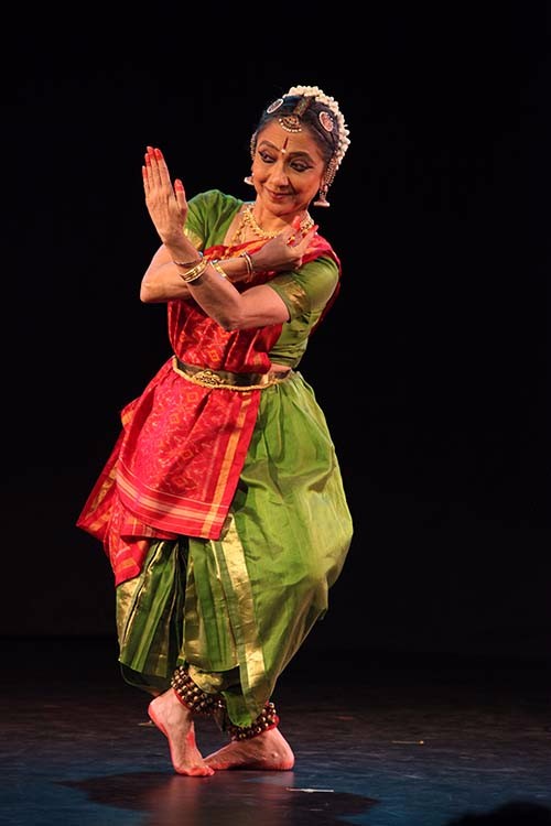 Leela Samson conveys the philosophy that life must be navigated and the goal should be to cross the river to new shores. Photo courtesy: leelasamsondance.com