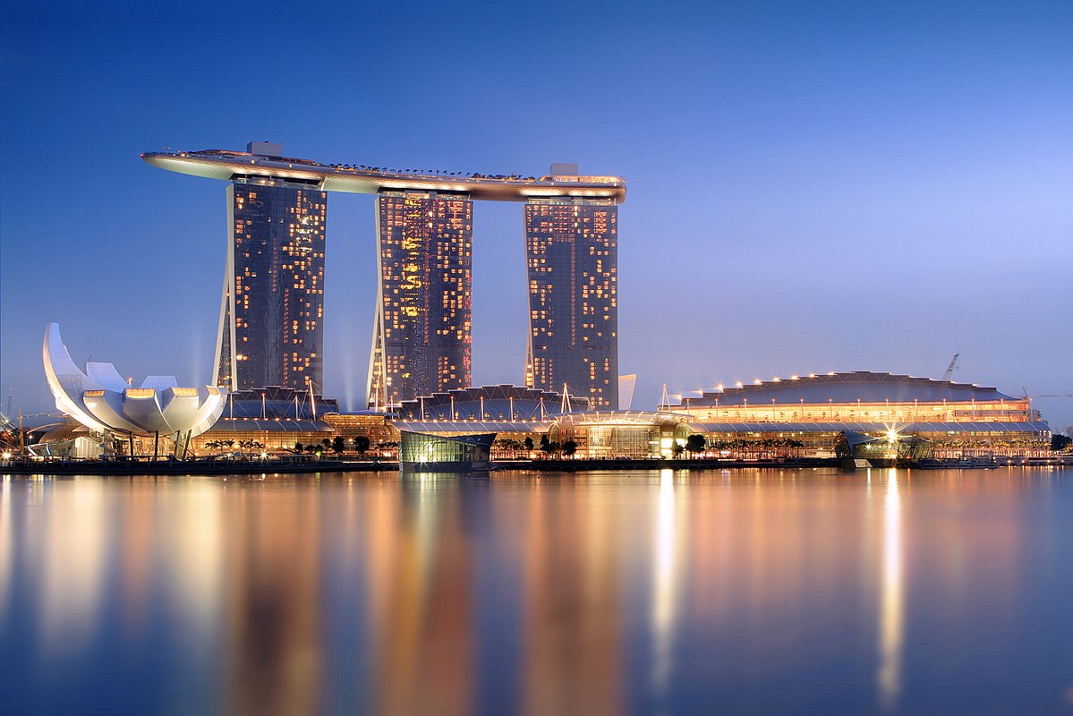 About 700 police officers will be deployed in the Marina Bay area as a massive crowd is expected on New Year’s Eve. Photo courtesy: Wikipedia