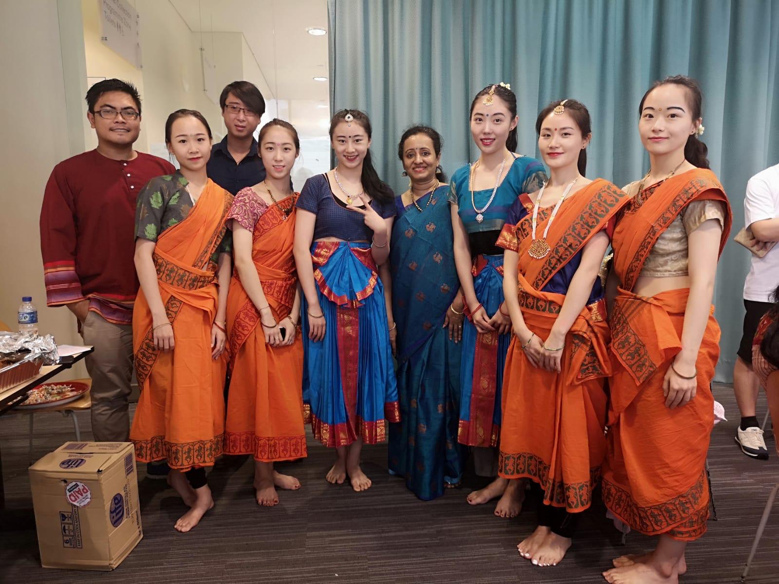 Soundara Nayaki Vairavan (centre) with Khalid Bin Supandi, Jireh Koh Yi and the performers from Singapore Raffles Music College. Photo courtesy: Soundara Nayaki Vairavan 