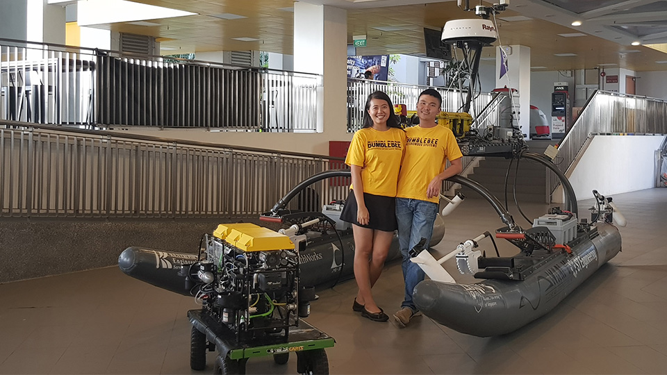 BeeX, a highly versatile autonomous underwater and surface vehicle for maritime applications, is among the 15 deep-tech teams that will receive funding from NUS to form start-ups. Photo courtesy: NUS