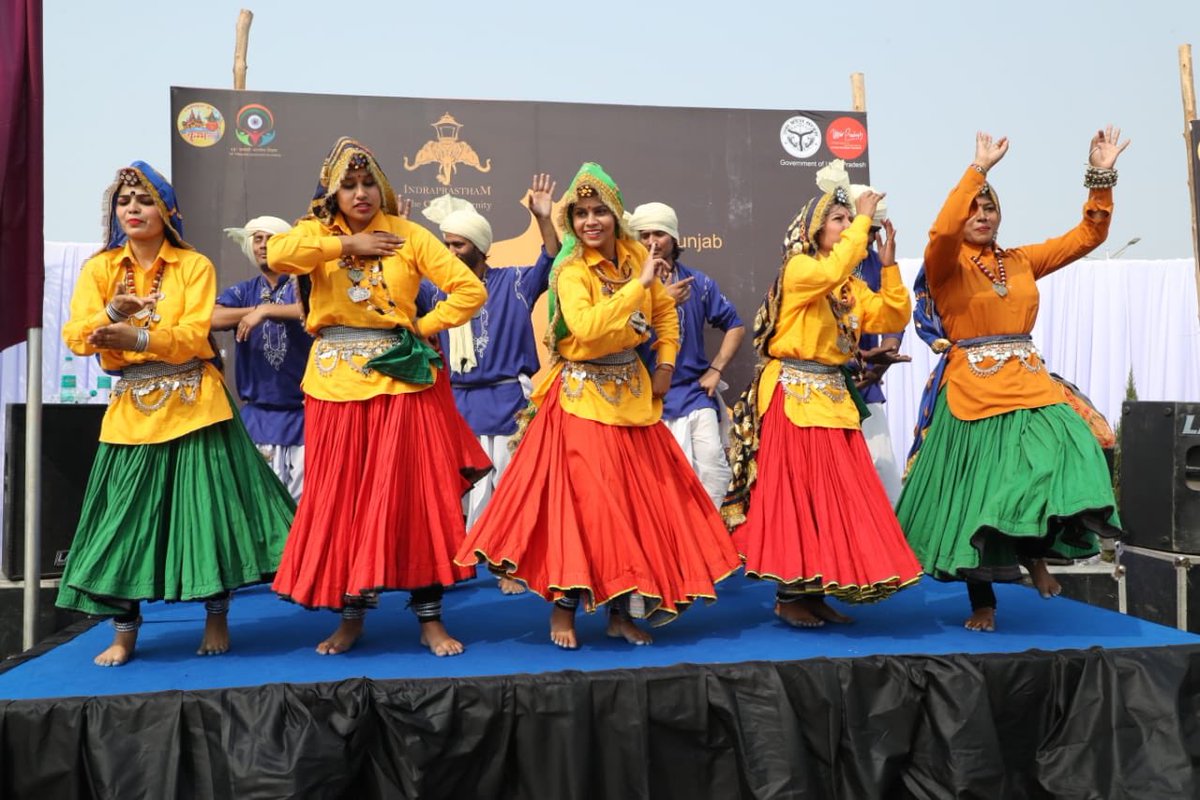 Artists performing dance to welcome the PBD delegates. Photo: Connected to India