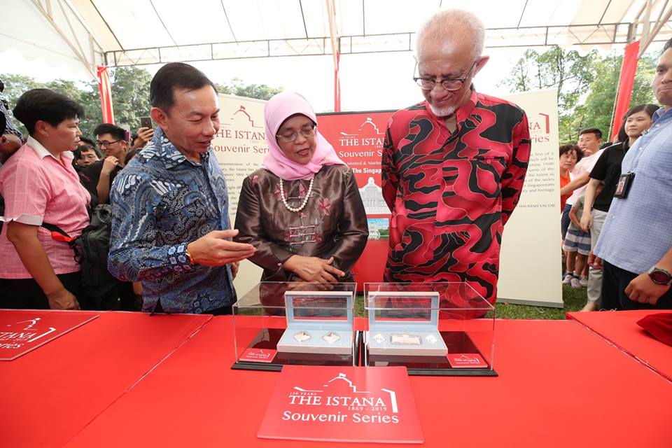 President of Singapore Halimah Yacob launching Istana Souvenir Series Official Medallions at the Open House in commemoration of the Istana 150th anniversary. Photo courtesy: Facebook page of President Halimah