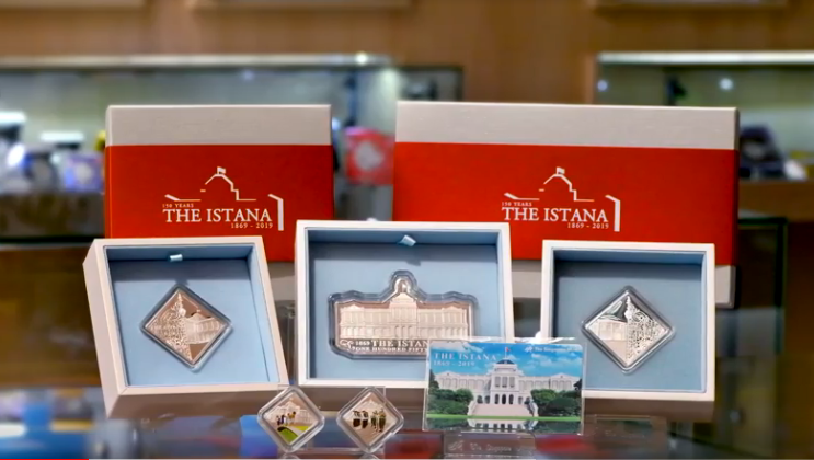 The Istana Souvenir Series consists of five medallion designs featuring the architecture of the buildings within the Istana compound and significant highlights of the residence. Photo courtesy: Singapore Mint