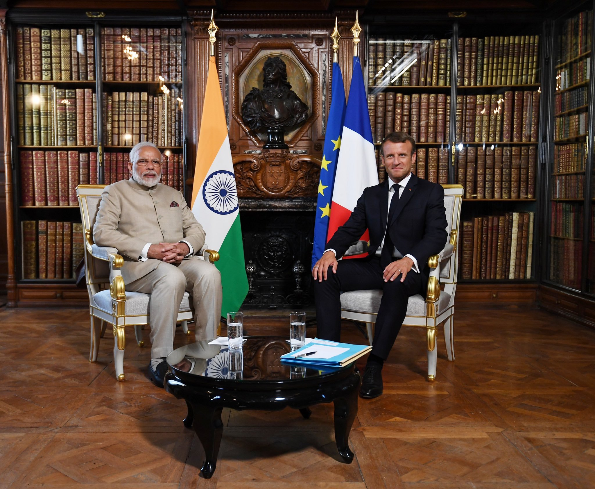 Narendra Modi had an over 90 minute meeting with French President Macron. Photo courtesy: Twitter/@narendramodi