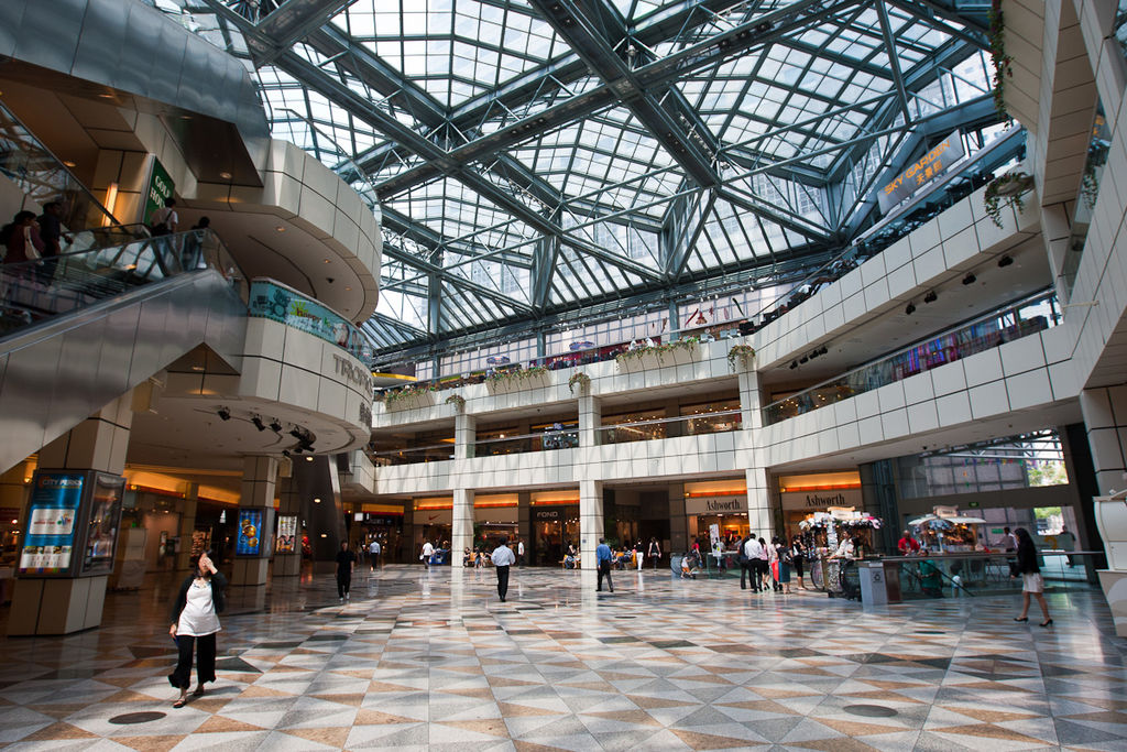 Public venues such as retail malls, museums and attractions to remain open. Photo courtesy: jimmyweee on Wikimedia