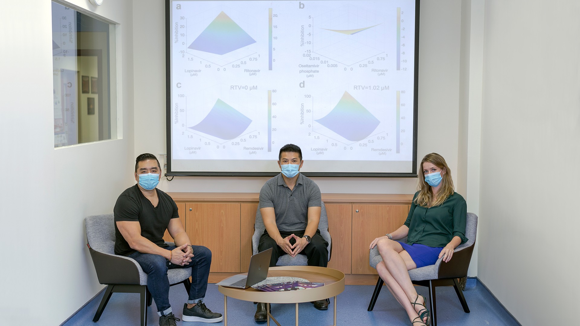 Professor Dean Ho, Associate Professor Edward Chow, and Dr Agata Blasiak worked with their collaborators to derive an optimal combination of available therapies against SARS-CoV-2 using the IDentif.AI platform. Photo courtesy: NUS